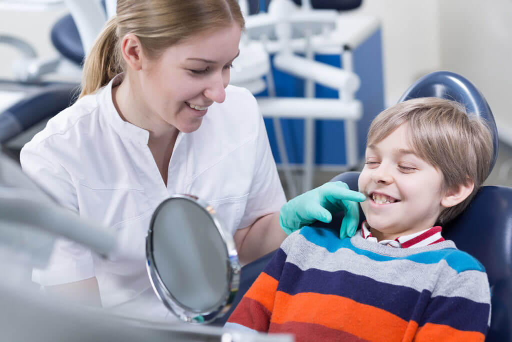 What to look for in a pediatric dentist Dr. Stuart Scott